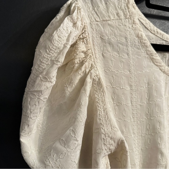 hinge brand ivory embroidered blouse with back tie | size medium - Picture 6 of 9